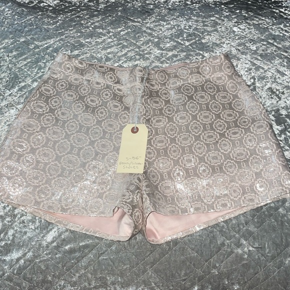 BNWT Ark & Co. Bought from Boutique Silver and Pink Dress Shorts -very light. - Picture 1 of 5